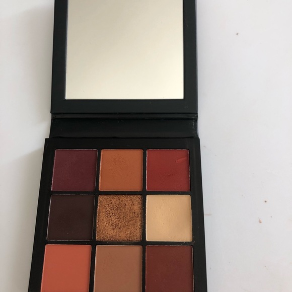 Makeup - Picture 5 of 8